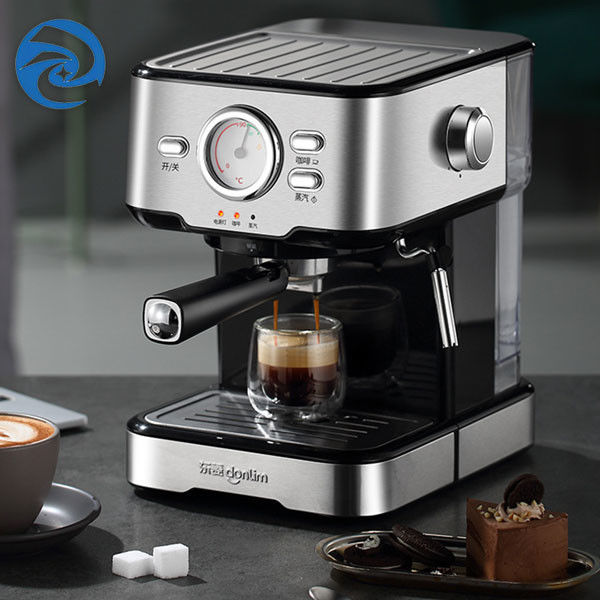 De Italiaanse 220V-Machine van de Huiskoffie met de Zwarte van Melkfrother