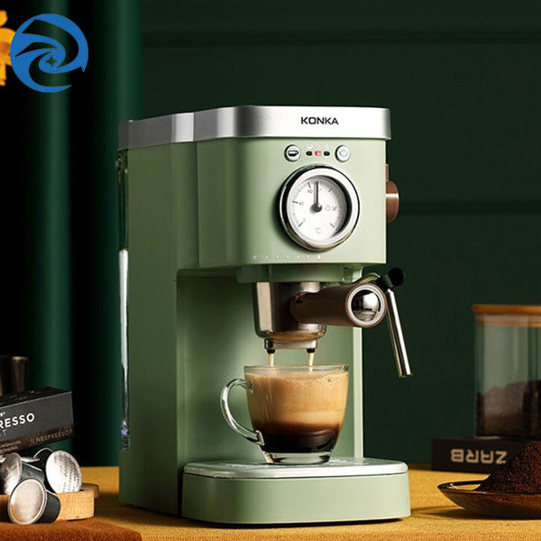 De semi Automatische Machine van de Huiskoffie